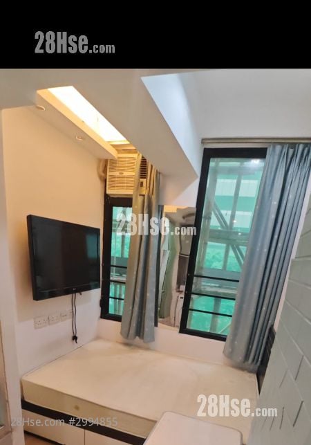 Lily Mansion Rental 1 Bathroom 100 ft²