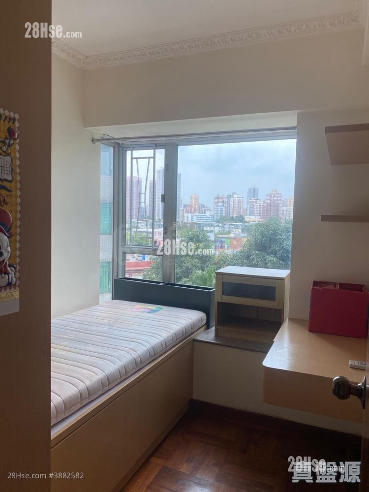 Sereno Verde Sell 2 Bedrooms , 1 Bathroom 525 ft²