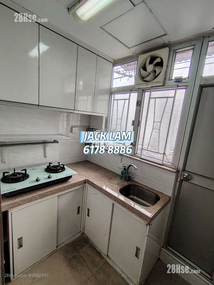 Cherry Mansion Sell 2 Bedrooms , 1 Bathroom 352 ft²