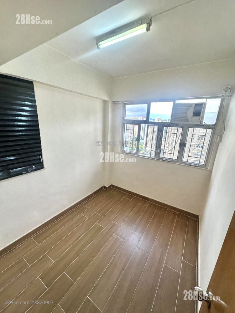 Yen Lok Building Rental 2 Bedrooms , 1 Bathroom 290 ft²