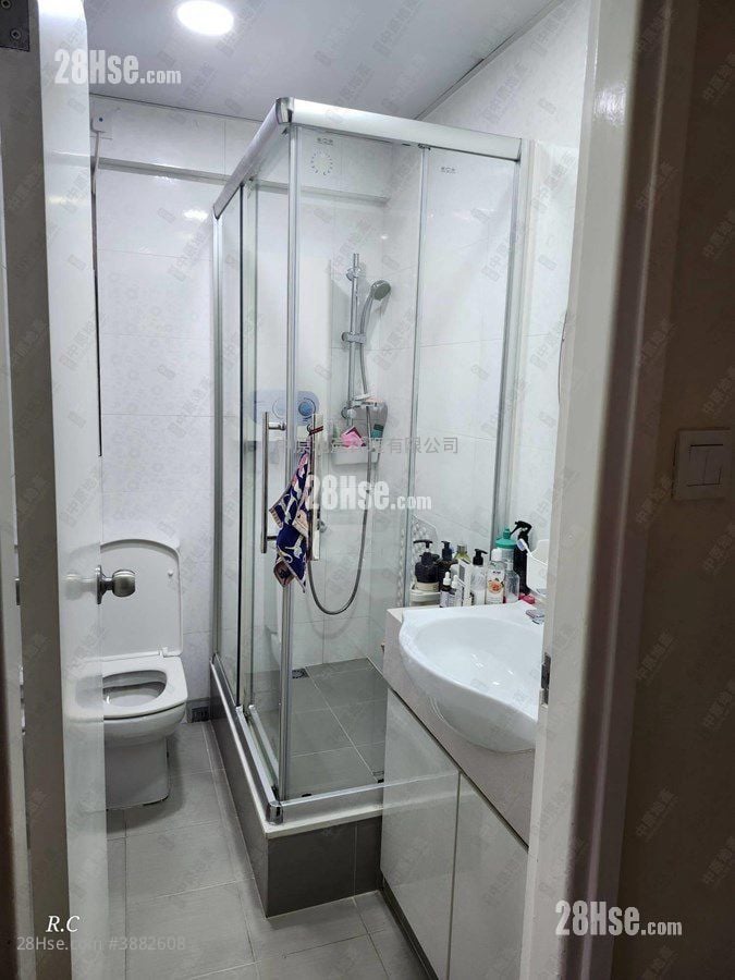 Harmony Garden Rental 431 ft²