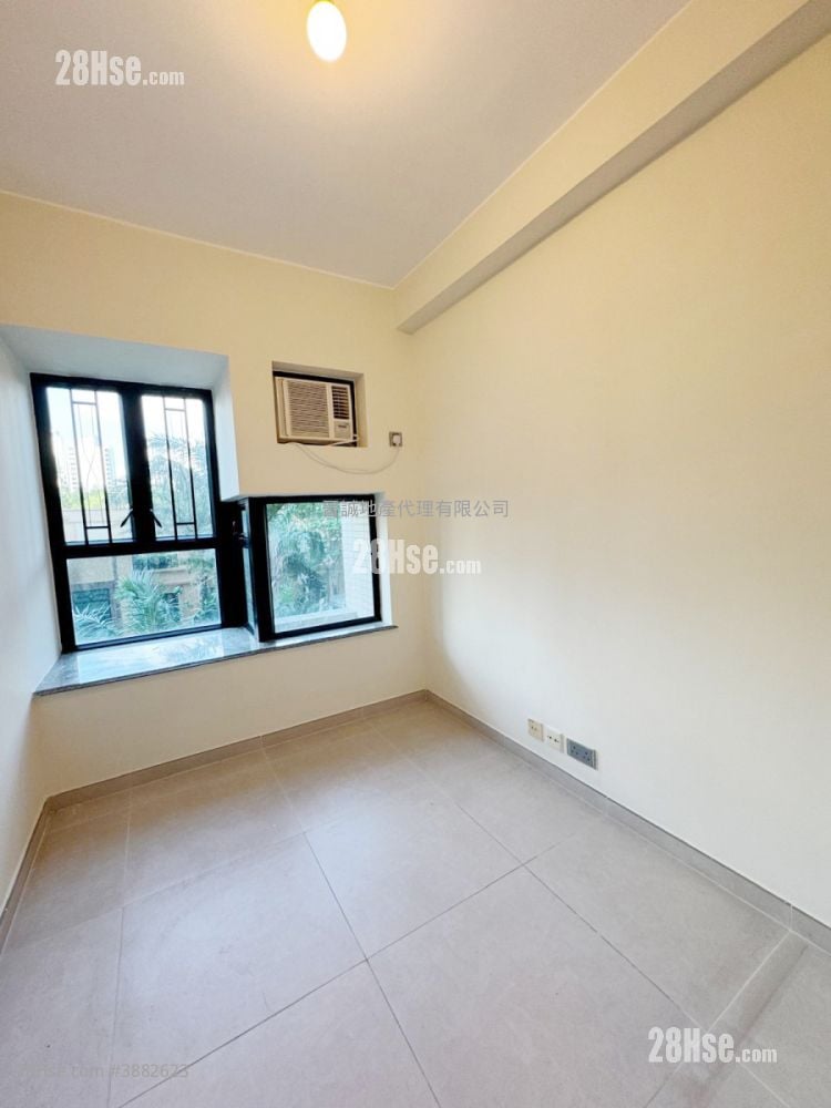 Aegean Coast Sell 3 Bedrooms , 2 Bathrooms 734 ft²