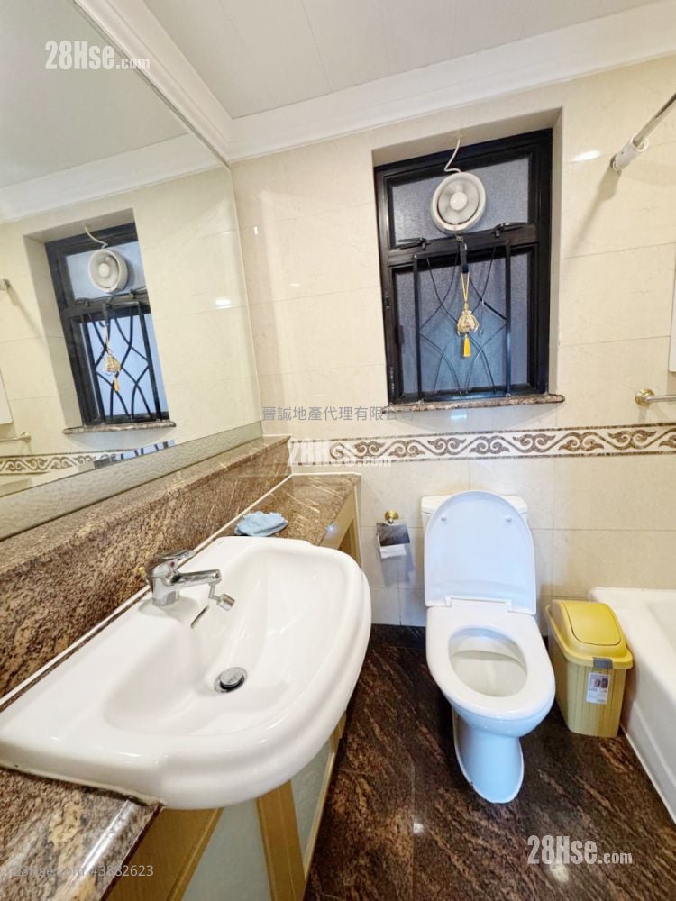 Aegean Coast Sell 3 Bedrooms , 2 Bathrooms 734 ft²