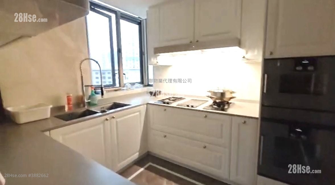 St. George's Mansions Sell 3 Bedrooms 1,868 ft²
