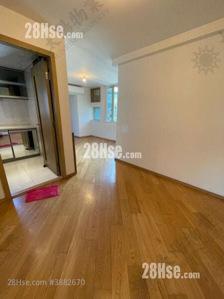 Harbour Place Sell 3 Bedrooms 588 ft²