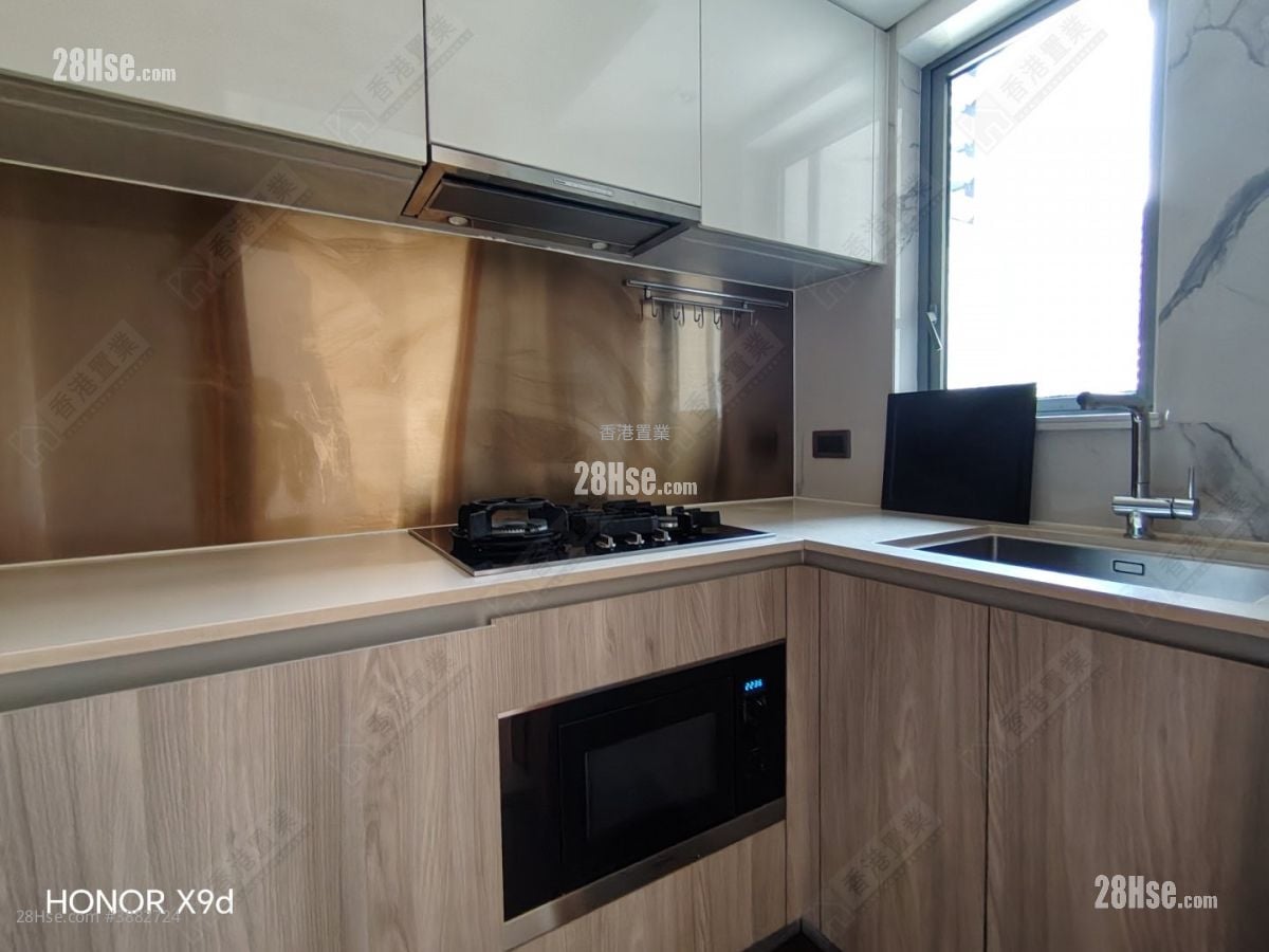 One Kai Tak(I) Sell 2 Bedrooms 531 ft²