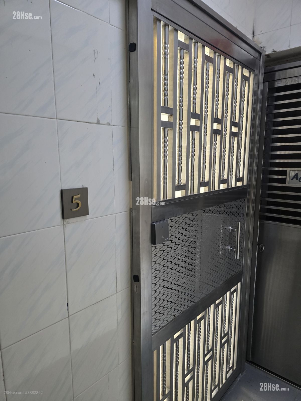 Lung Fung Garden Rental 2 Bedrooms , 1 Bathroom