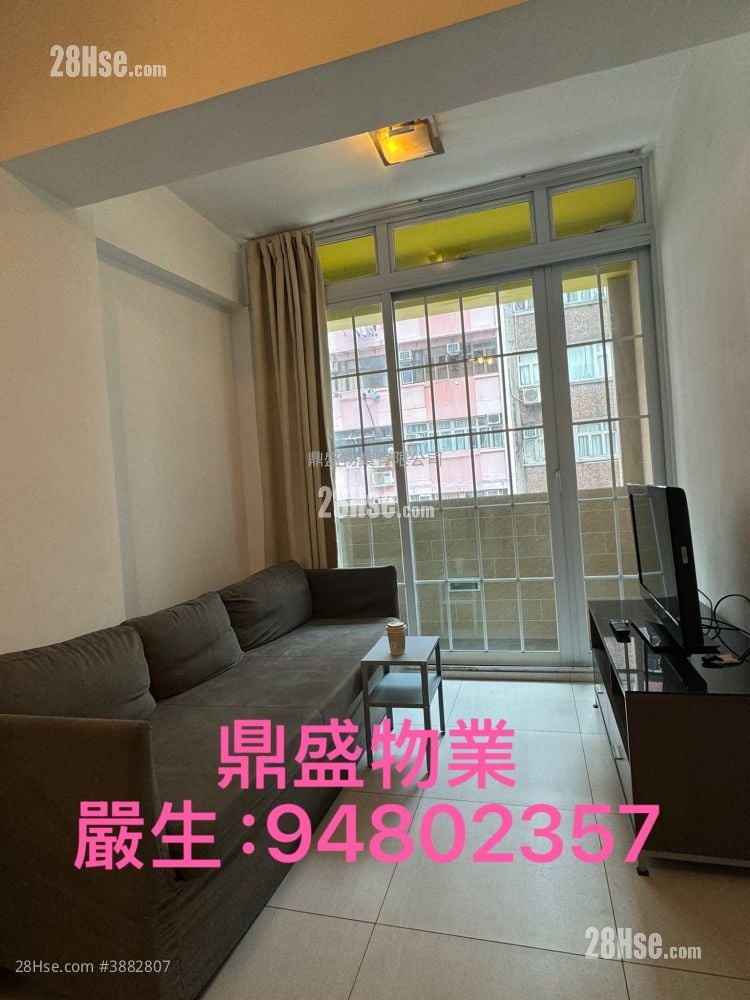 Tung Fong Building Sell 2 Bedrooms , 1 Bathroom 423 ft²