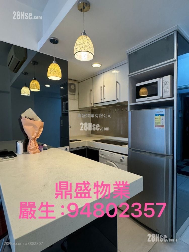 Tung Fong Building Sell 2 Bedrooms , 1 Bathroom 423 ft²