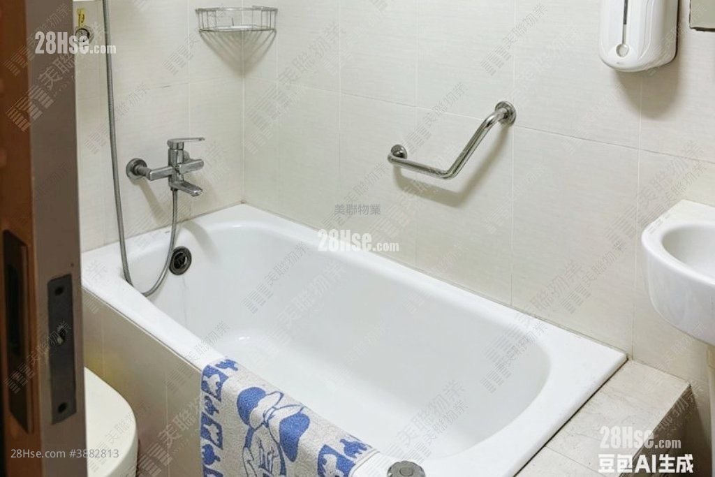 Choi Po Court Sell 2 Bedrooms 394 ft²