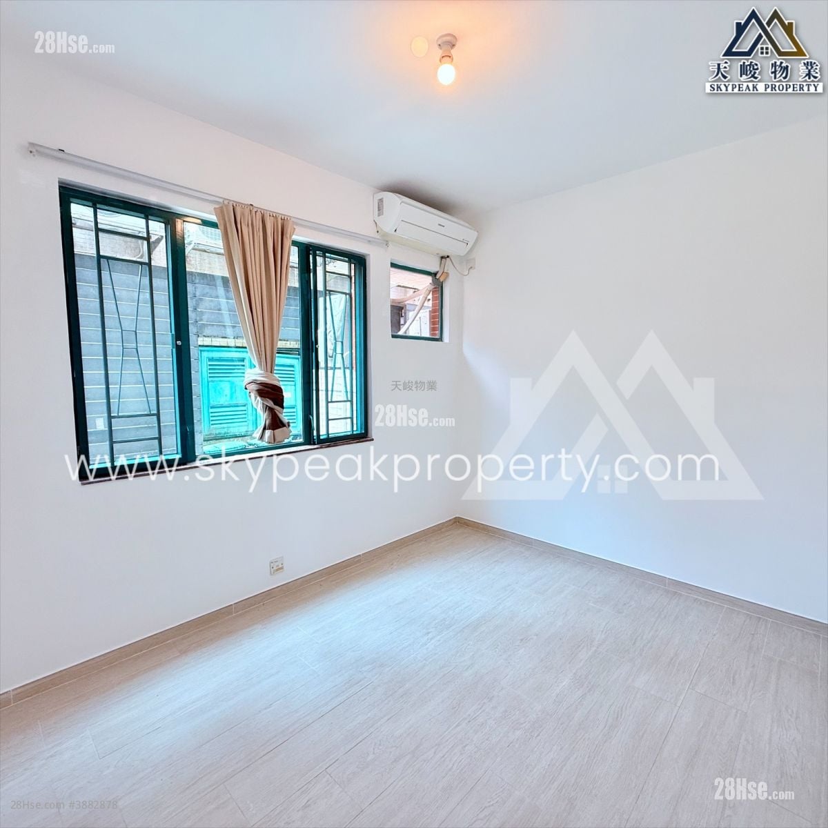 Village Sell 3 Bedrooms , 1 Bathroom 700 ft²