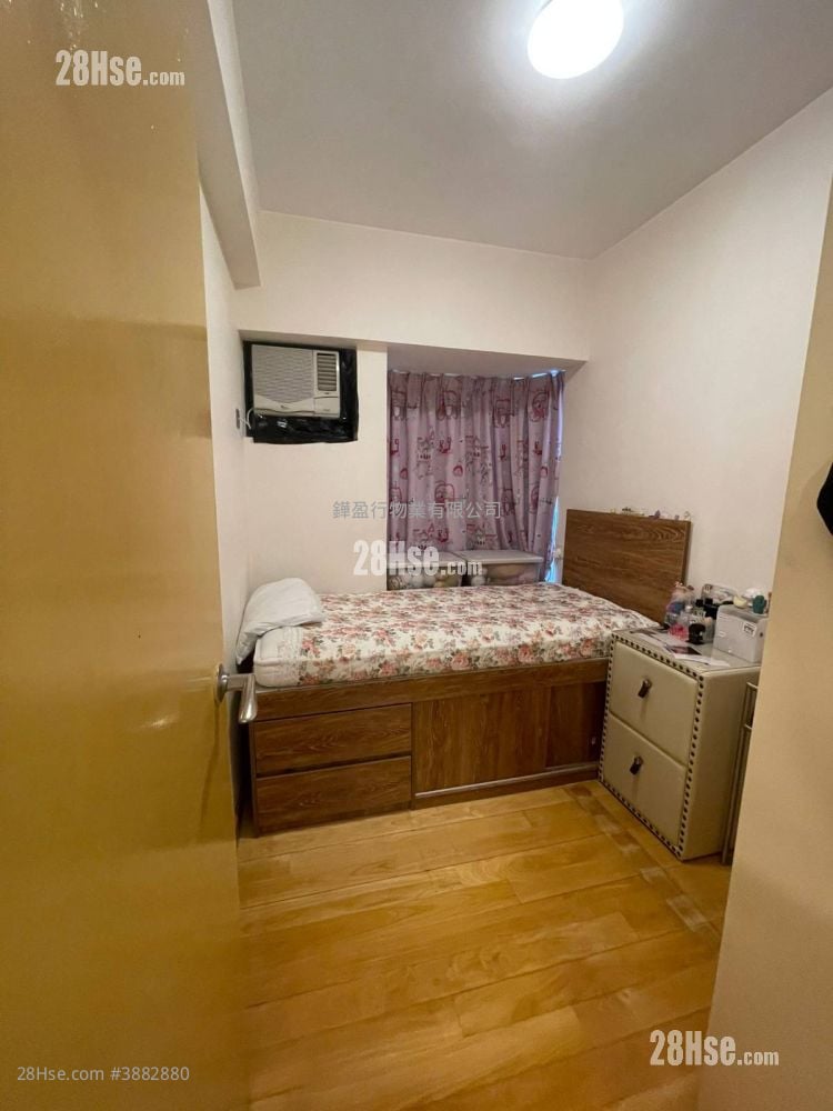 The Wharf Rental 2 Bedrooms , 1 Bathroom 413 ft²