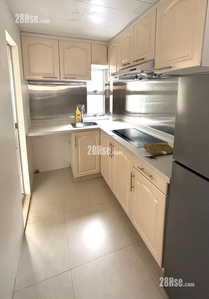 Kam Chung House Rental 1 Bedroom , 1 Bathroom 375 ft²