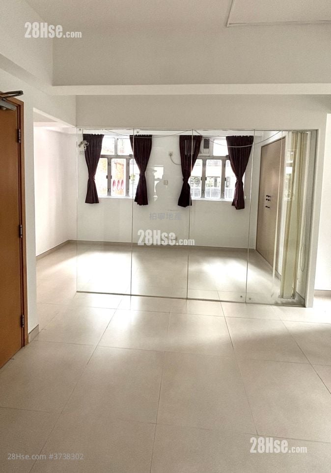 Kam Chung House Rental 1 Bedroom , 1 Bathroom 375 ft²