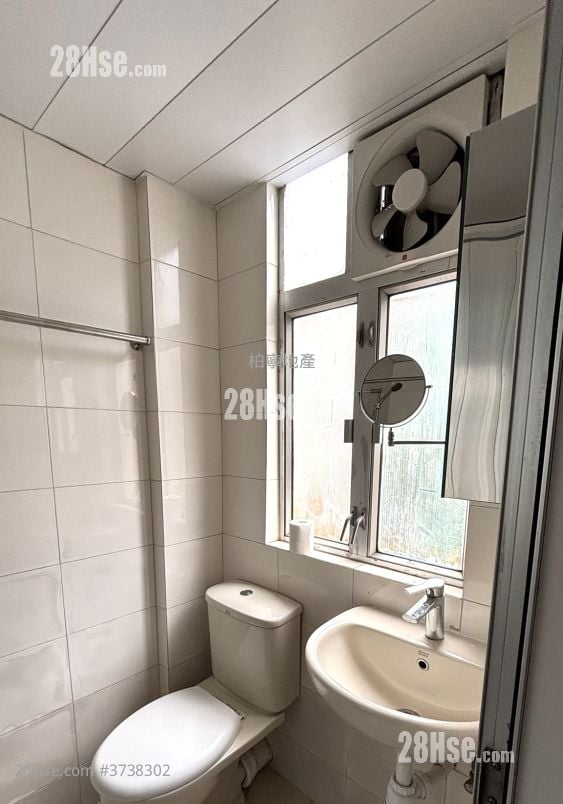 Kam Chung House Rental 1 Bedroom , 1 Bathroom 375 ft²