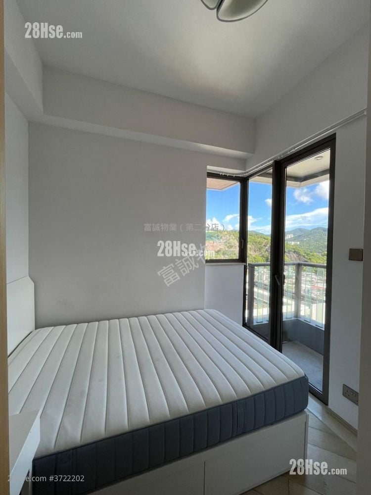 One East Coast Rental 2 Bedrooms , 1 Bathroom 378 ft²