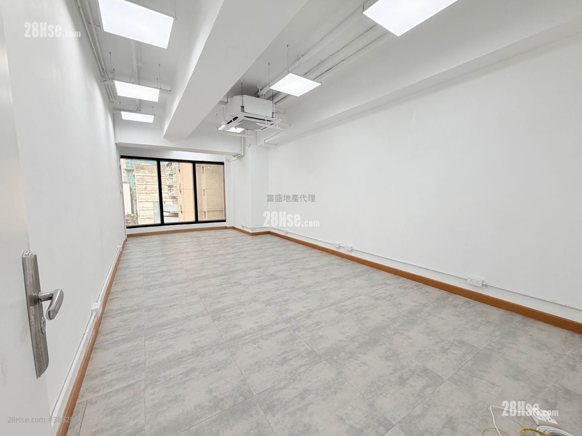 China United Plaza Rental 1 Toilet 409 ft²