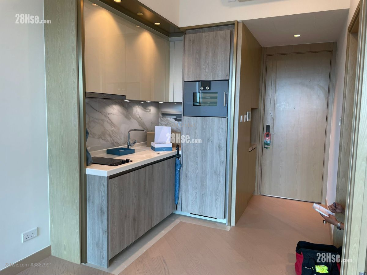 Grand Victoria Rental 319 ft²