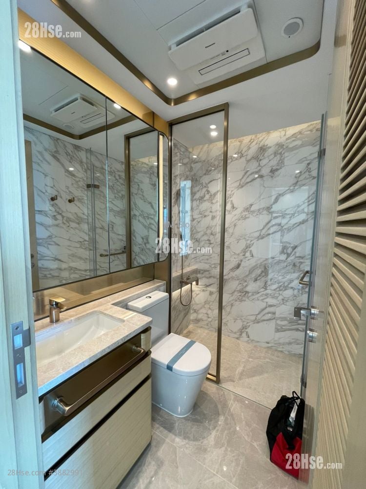 Grand Victoria Rental 319 ft²