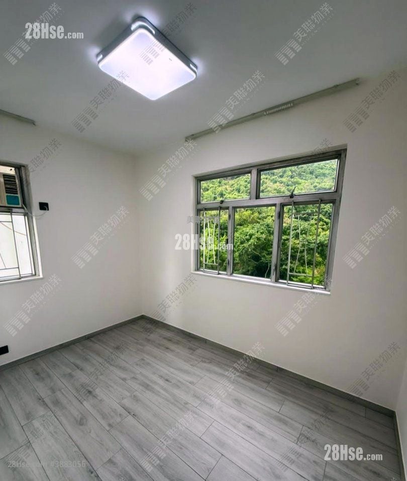 Allway Gardens Sell 2 Bedrooms , 1 Bathroom 536 ft²