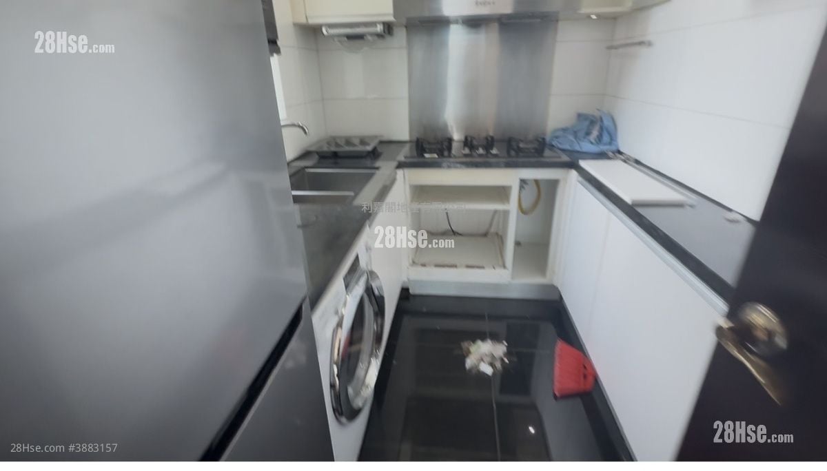 The Hermitage Rental 3 Bedrooms , 2 Bathrooms 772 ft²