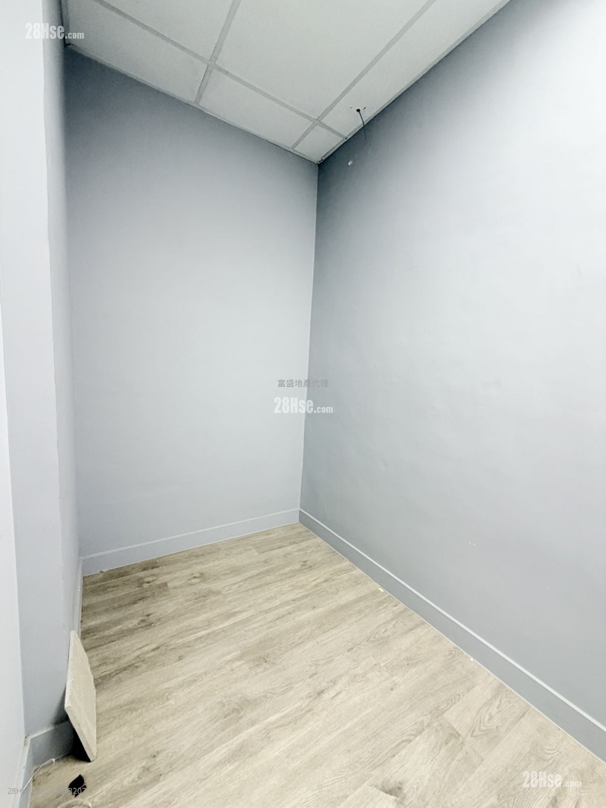 Peninsula Tower Rental 1 Bedroom
