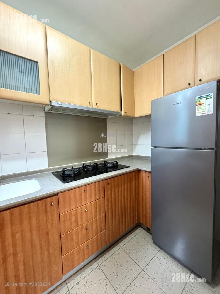 Seaview Crescent Sell 2 Bedrooms , 1 Bathroom 508 ft²