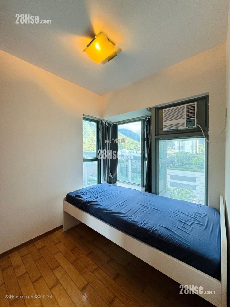 Seaview Crescent Sell 2 Bedrooms , 1 Bathroom 508 ft²