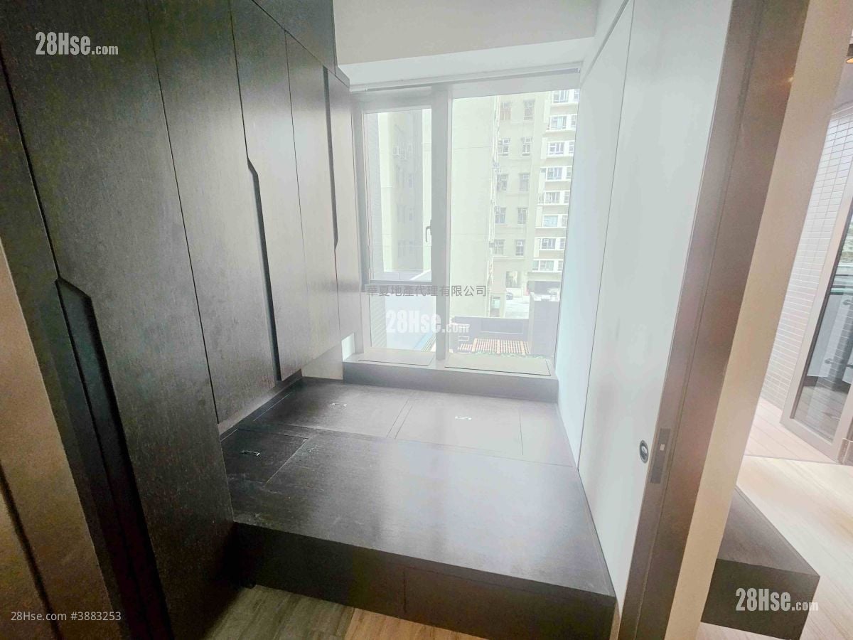 Seven Victory Avenue Rental 1 Bedroom , 1 Bathroom 248 ft²