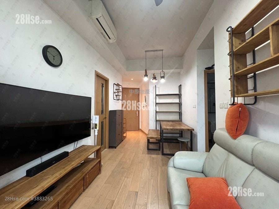 One Homantin Rental 501 ft²