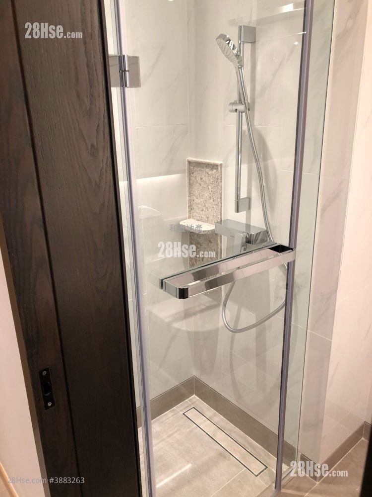 Novum West Rental Studio , 1 Bathroom 225 ft²