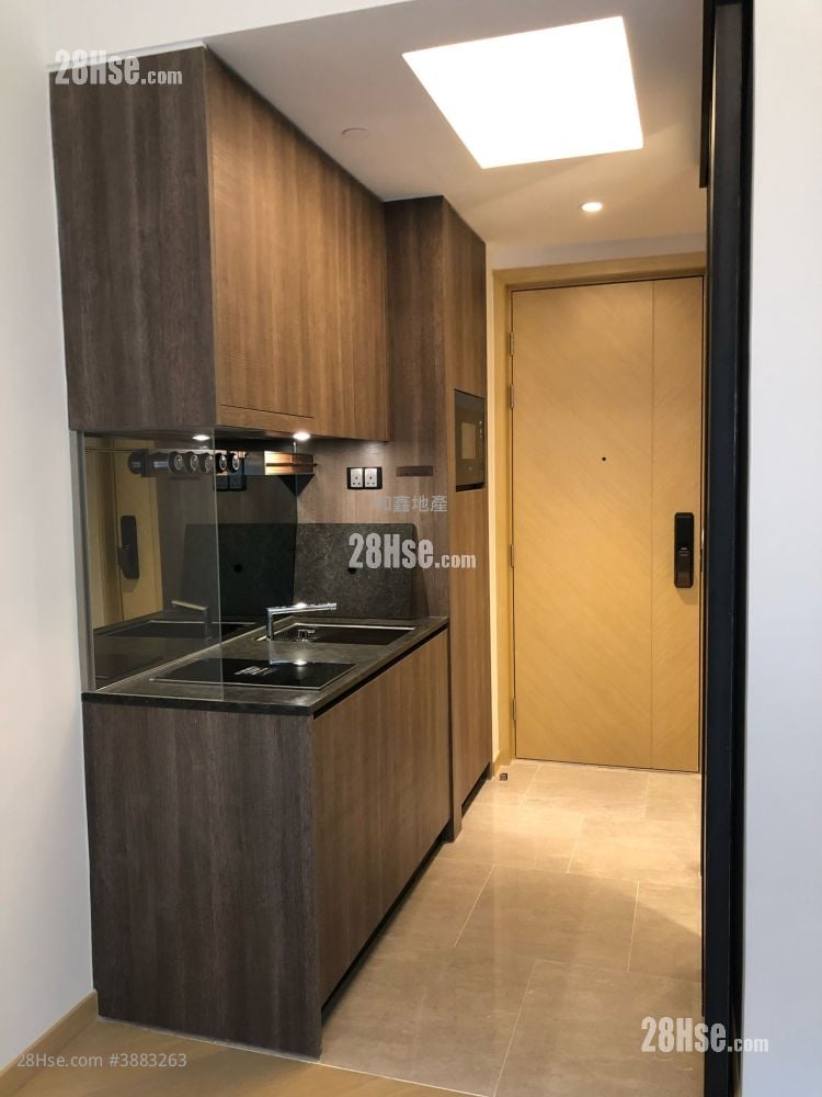 Novum West Rental Studio , 1 Bathroom 225 ft²