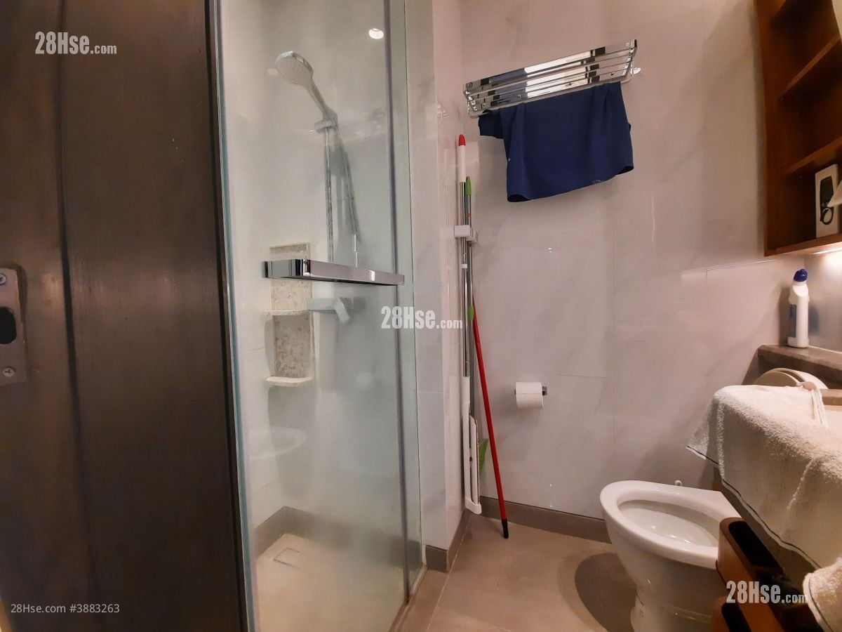 Novum West Rental Studio , 1 Bathroom 225 ft²