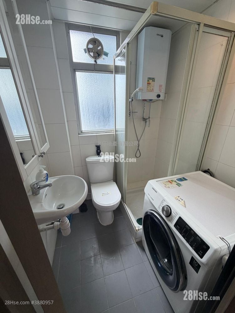 Jet Foil Building Sell 1 Bedroom , 1 Bathroom 332 ft²