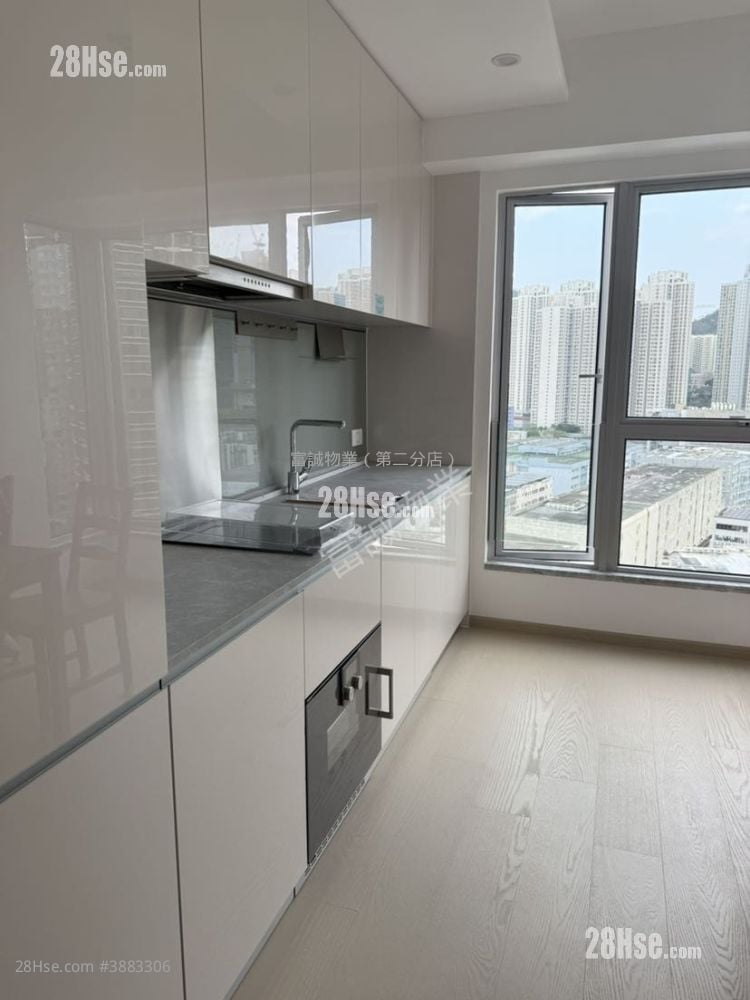 The Coast Line Rental 1 Bedroom , 1 Bathroom 283 ft²