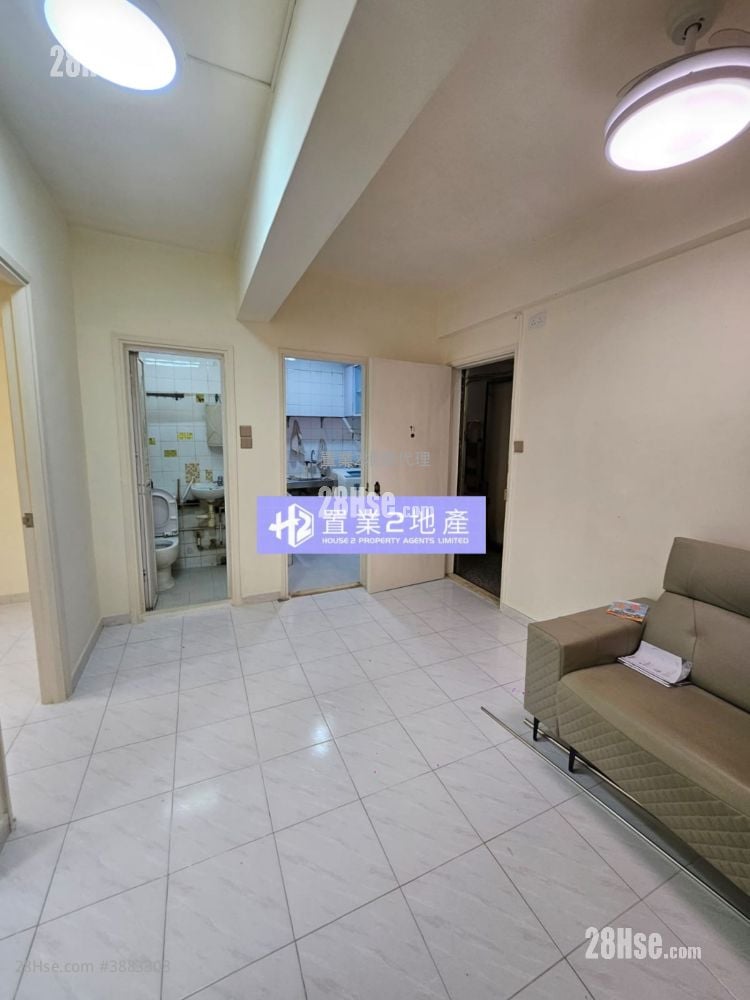 Cosmopolitan Estates Rental 2 Bedrooms , 1 Bathroom 325 ft²
