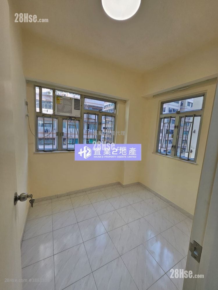 Cosmopolitan Estates Rental 2 Bedrooms , 1 Bathroom 325 ft²