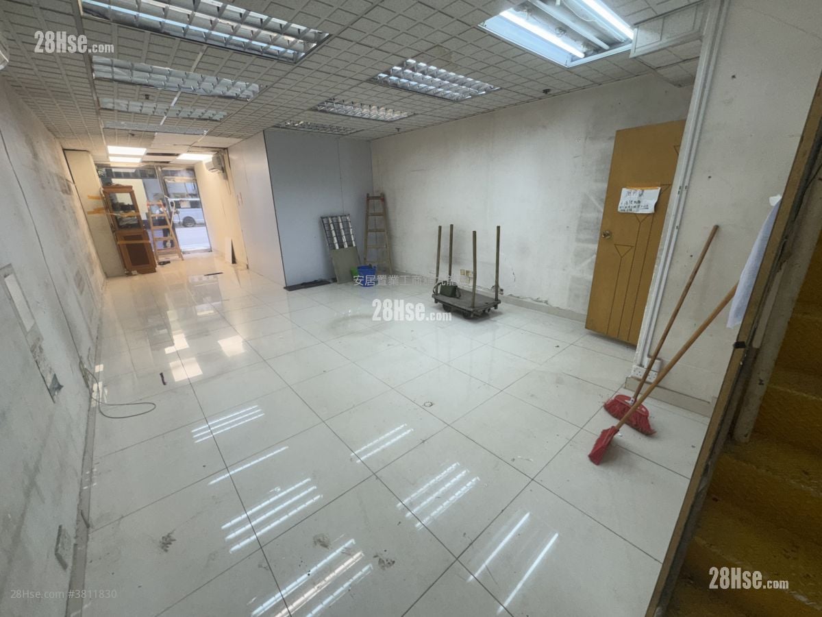Proficient Industrial Centre Rental 1 Toilet
