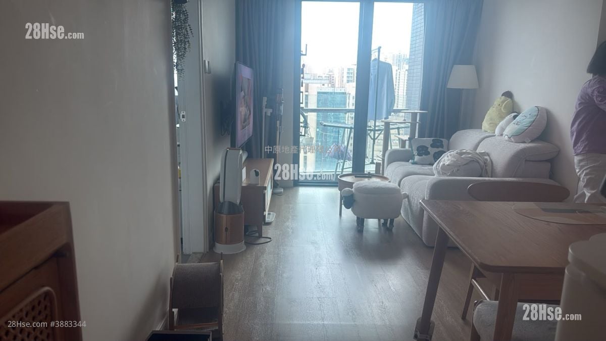 The Rise Sell 2 Bedrooms , 1 Bathroom 527 ft²