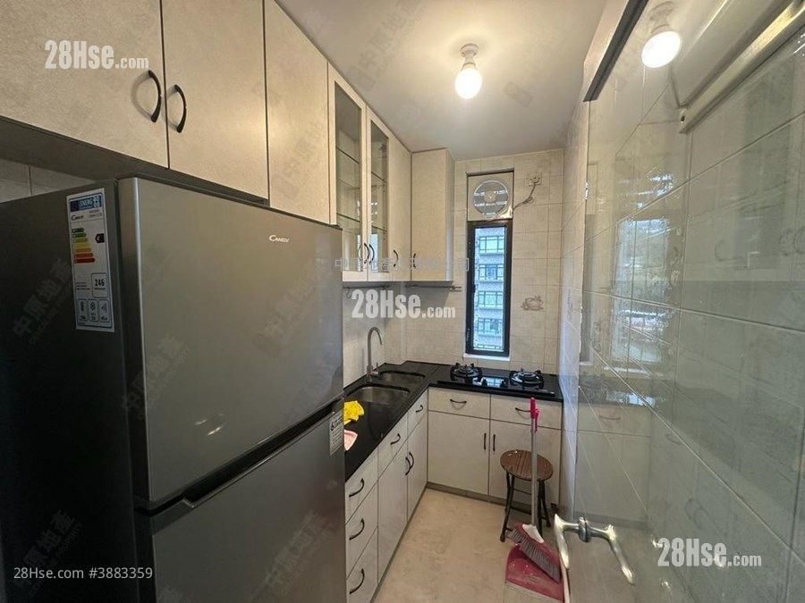 Luk Yeung Sun Chuen Rental 2 Bedrooms , 1 Bathroom 451 ft²