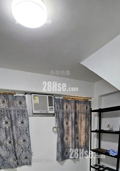 村屋 租盘 320 平方尺