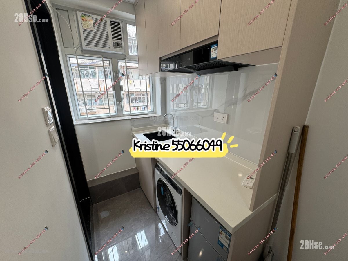 Tung Fat Building Rental Studio , 1 Bathroom 160 ft²