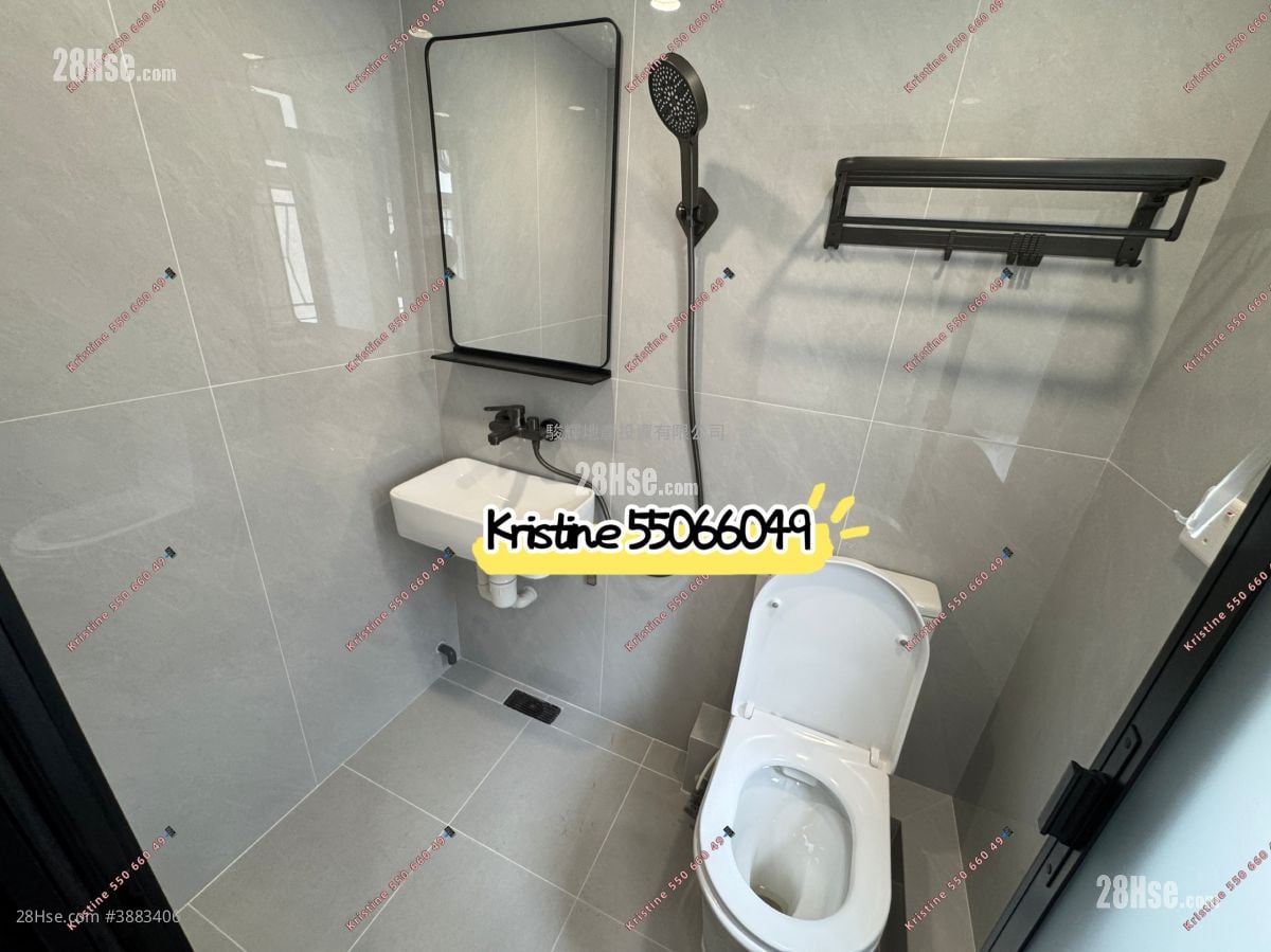 Tung Fat Building Rental Studio , 1 Bathroom 160 ft²