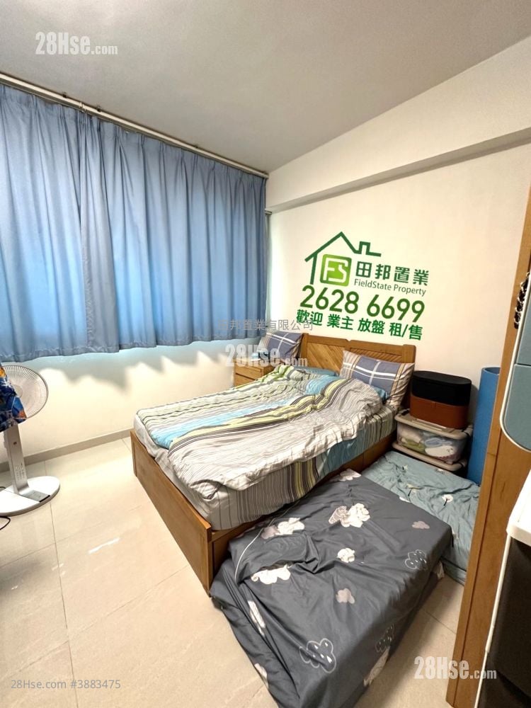 Chau's Building Sell 1 Bedroom , 1 Bathroom 439 ft²