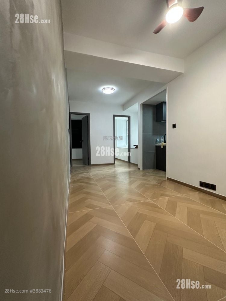 King Moon Heights Sell 2 Bedrooms , 1 Bathroom 309 ft²