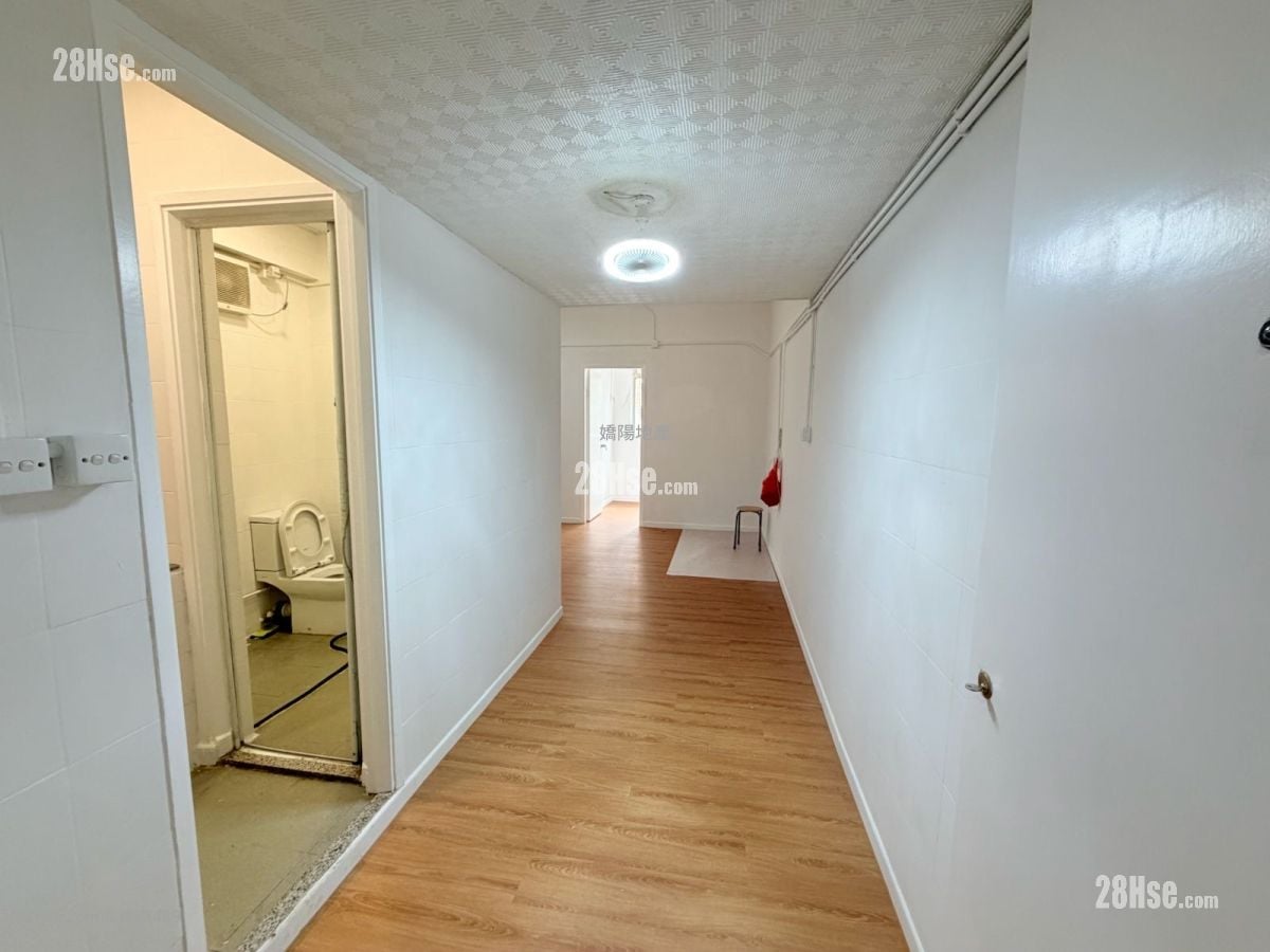 Yan Oi Building Sell 2 Bedrooms , 1 Bathroom 434 ft²