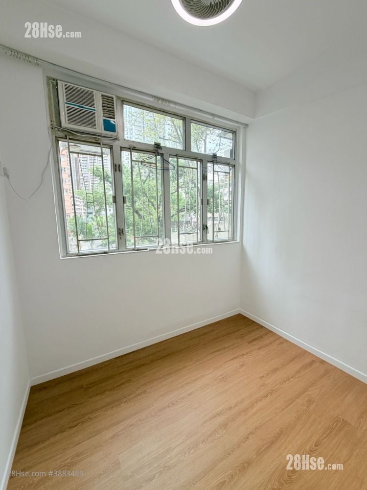 Yan Oi Building Sell 2 Bedrooms , 1 Bathroom 434 ft²