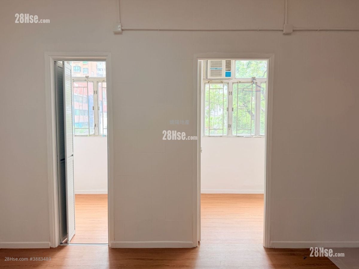 Yan Oi Building Sell 2 Bedrooms , 1 Bathroom 434 ft²