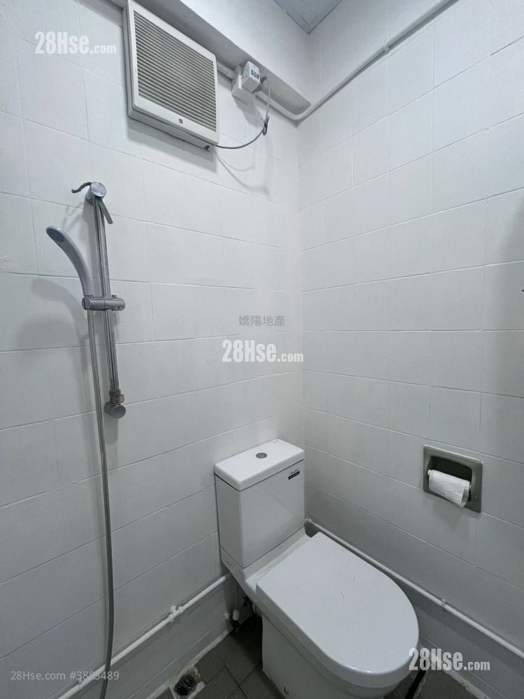 Yan Oi Building Sell 2 Bedrooms , 1 Bathroom 434 ft²