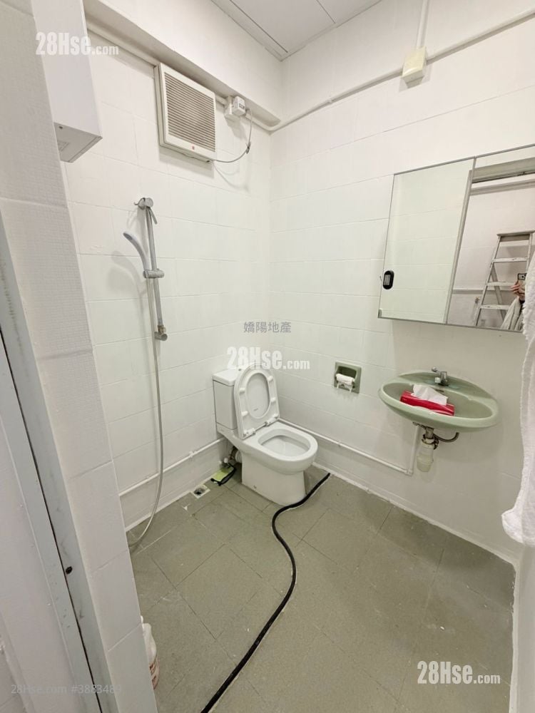 Yan Oi Building Sell 2 Bedrooms , 1 Bathroom 434 ft²